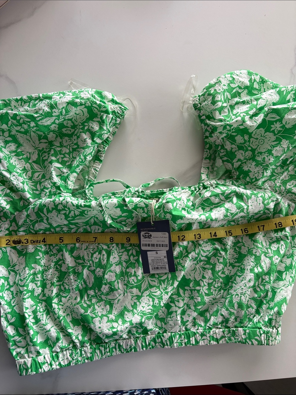 Universal Thread Green & White Floral Crop Top